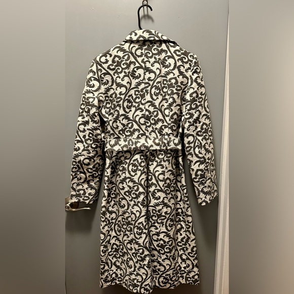 Women’s Peacoat - Picture 4 of 4